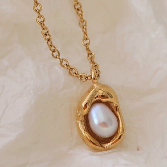 NEW 18K Gold Plated Fresh Water Pearl Necklace - Picture 1 of 9